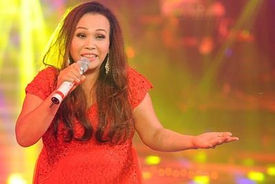 Nhung khoanh khac ruc chay cua 'su tu' Kim Loan tai The Voice hinh anh