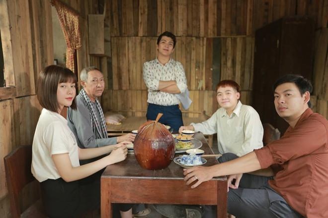 Nghe si Le Binh bi liet nua nguoi anh 2