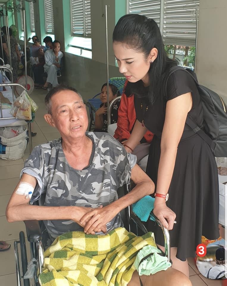 Nghe si Le Binh ung thu anh 1