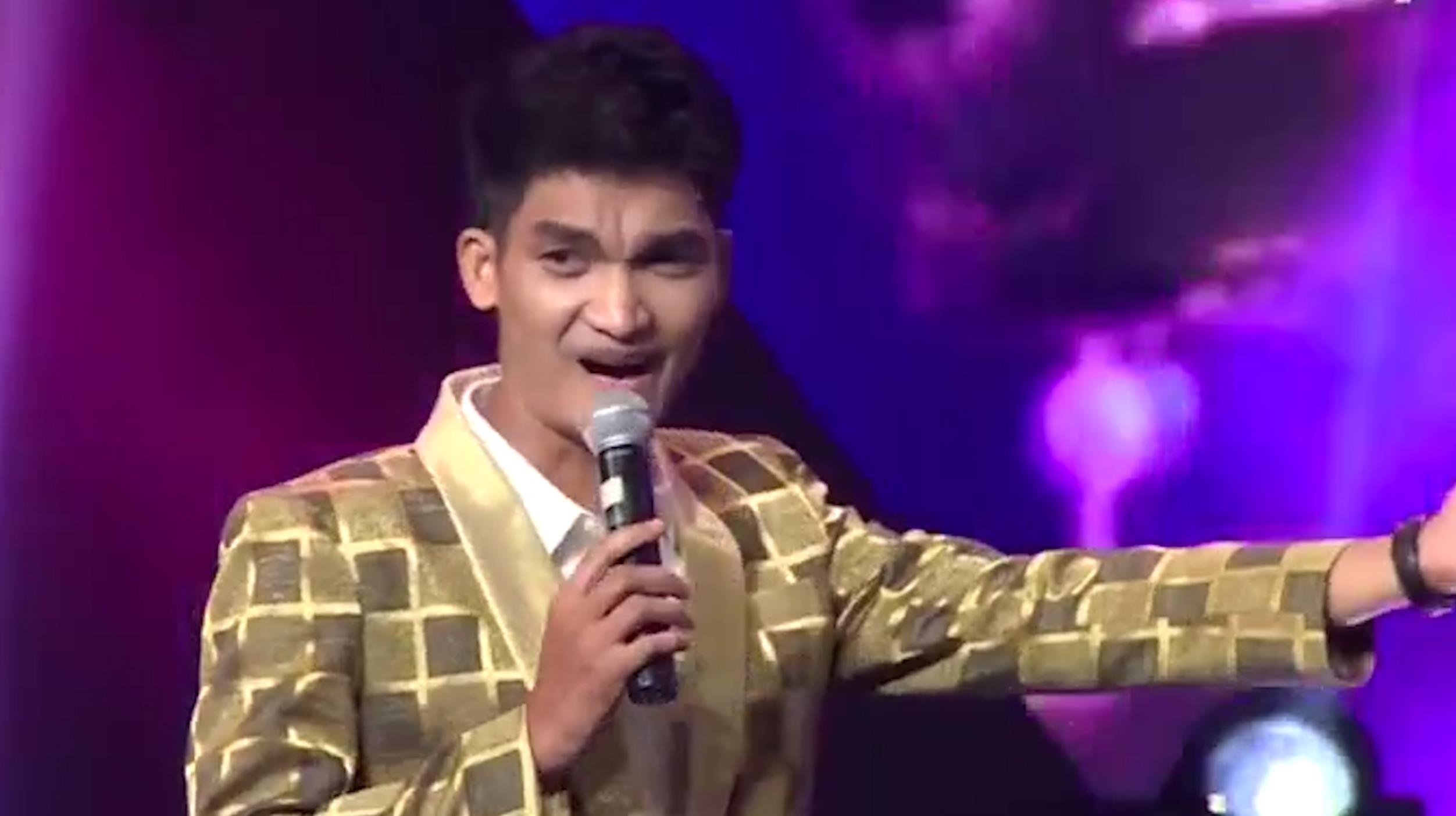 Mac Van Khoa lan dau khoe giong hat tham hoa tren song truyen hinh hinh anh