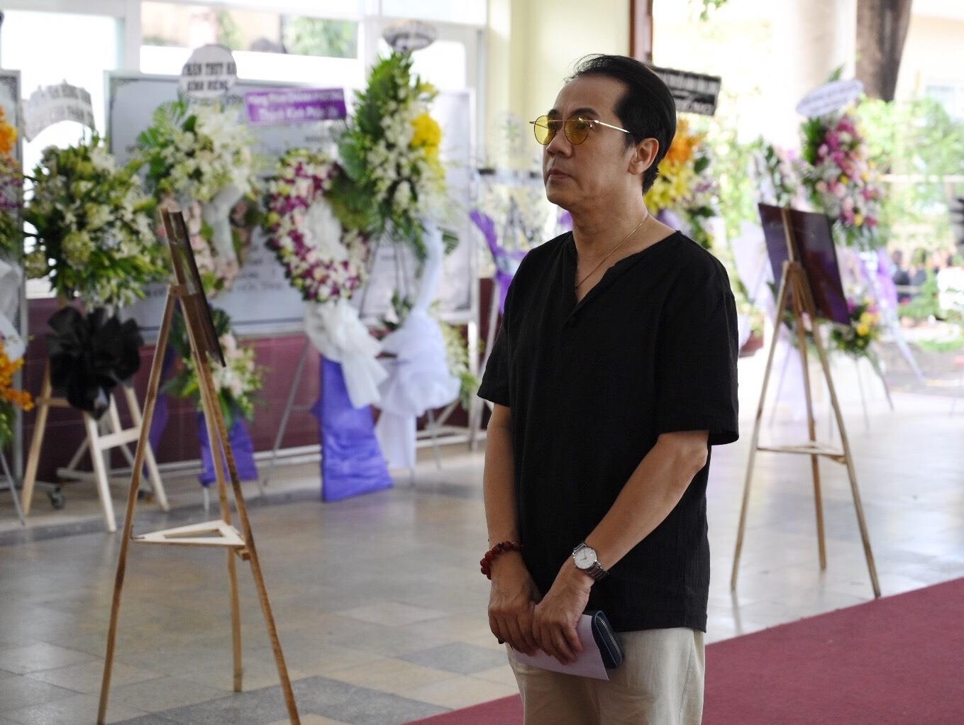 Lê Bình qua đời ảnh 2 Le Binh qua doi anh 2