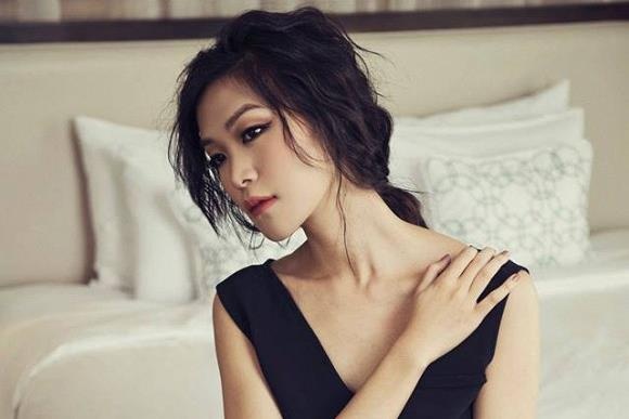 Hoa hau Thuy Dung noi ve ban trai moi: 'Anh ay rat dien trai' hinh anh