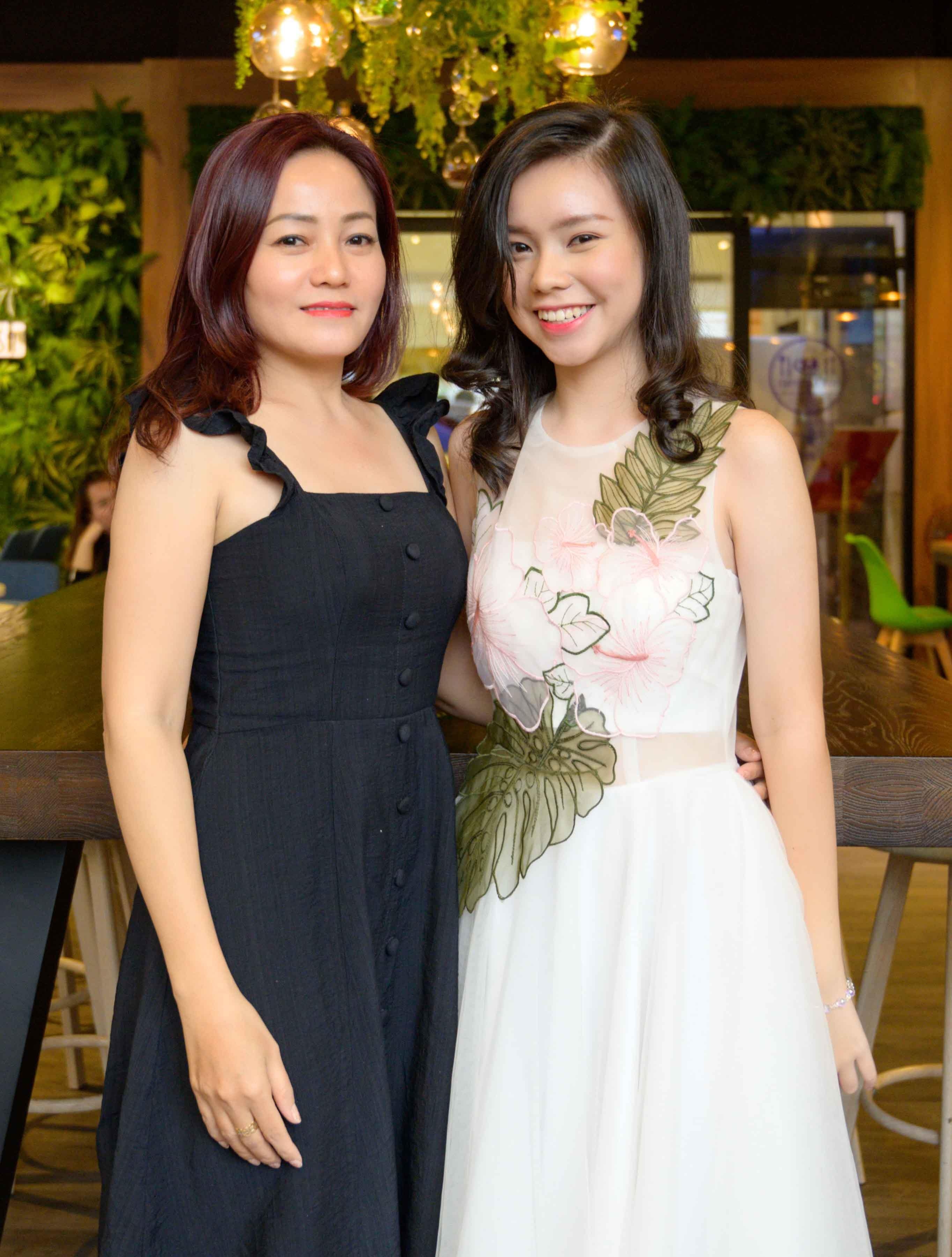 canh nong vo ba anh 2