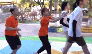 BB Tran, Quang Trung soc khi bi Tran Thanh, Khoi My phan boi hinh anh