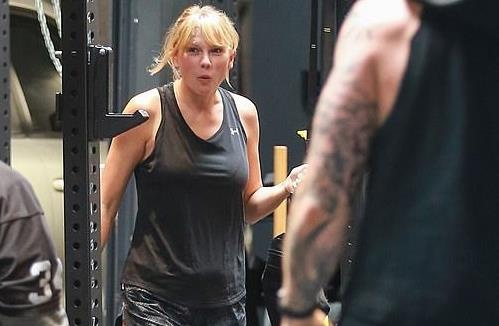 Taylor Swift tăng cân ảnh 2 Taylor Swift tang can anh 2