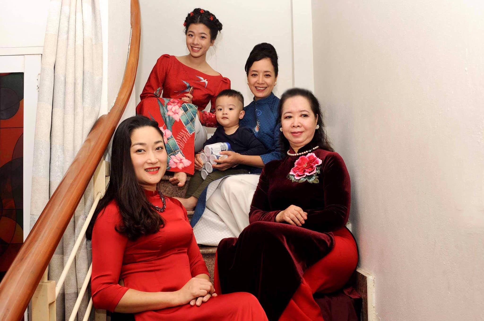 Sao Viet nhan nhu den con cai anh 4