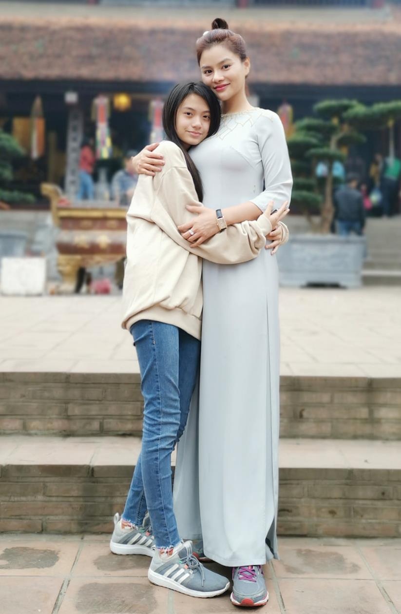 Sao Viet nhan nhu den con cai anh 1