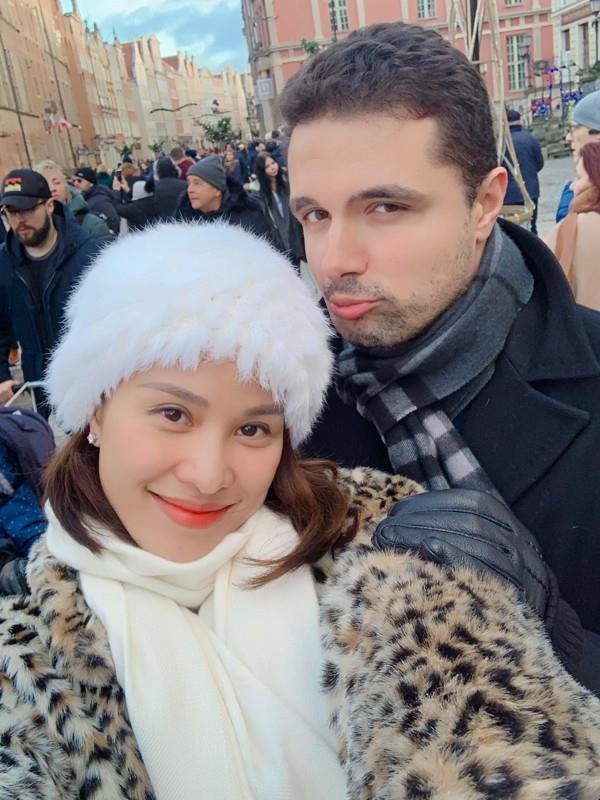 Phương mai lộ bụng lớn ảnh 2 Phuong mai lo bung lon anh 2