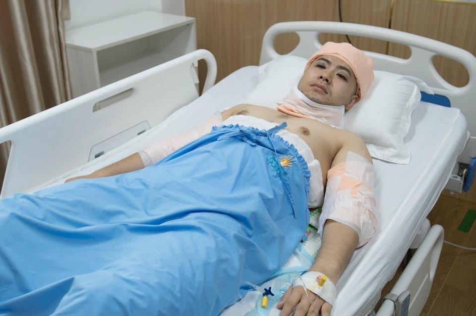 Akira Phan phau thuat tham my sau khi bi che xuong sac, phat tuong hinh anh