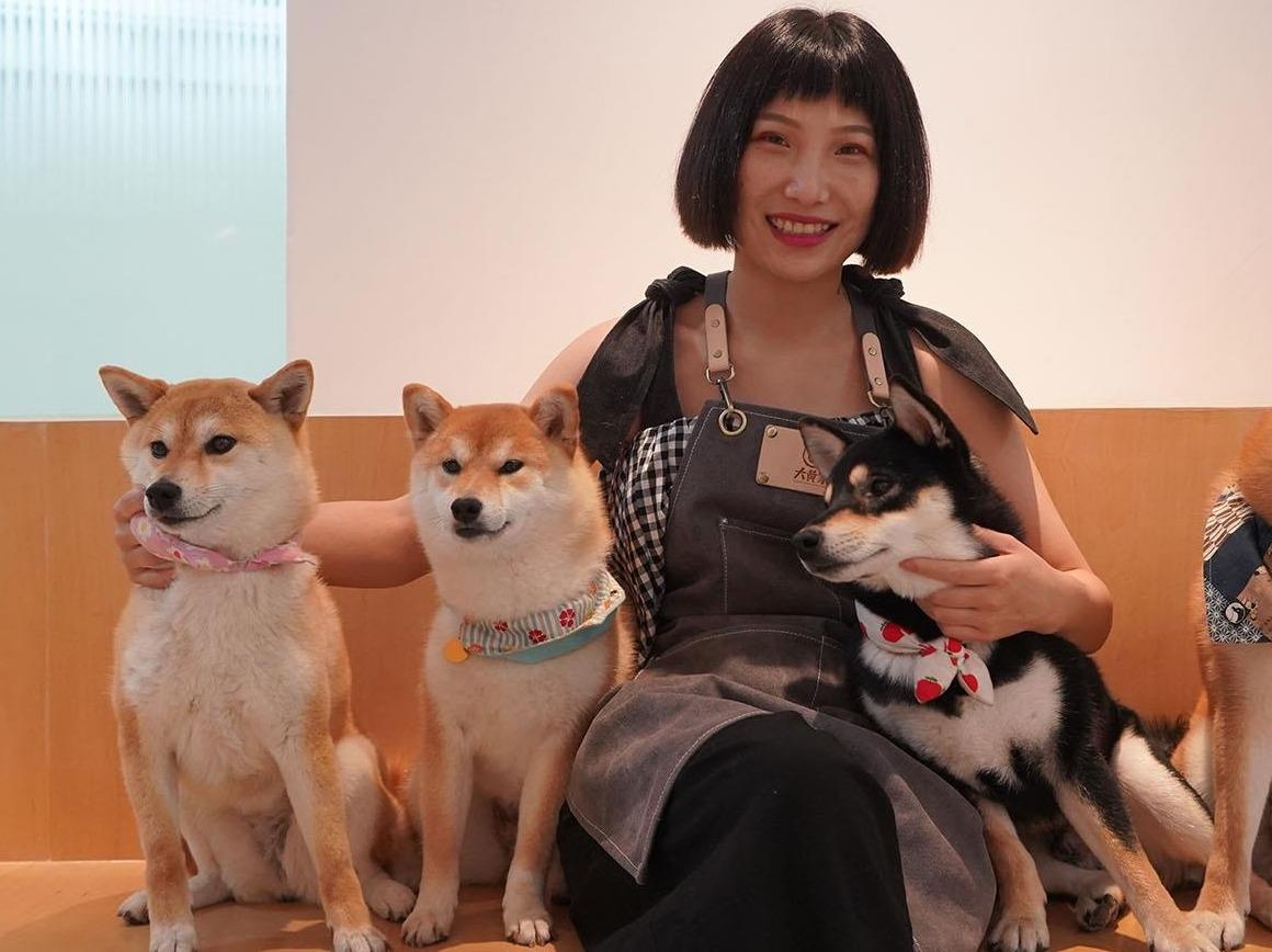 Quan ca phe cho Shiba hut khach o Bac Kinh hinh anh