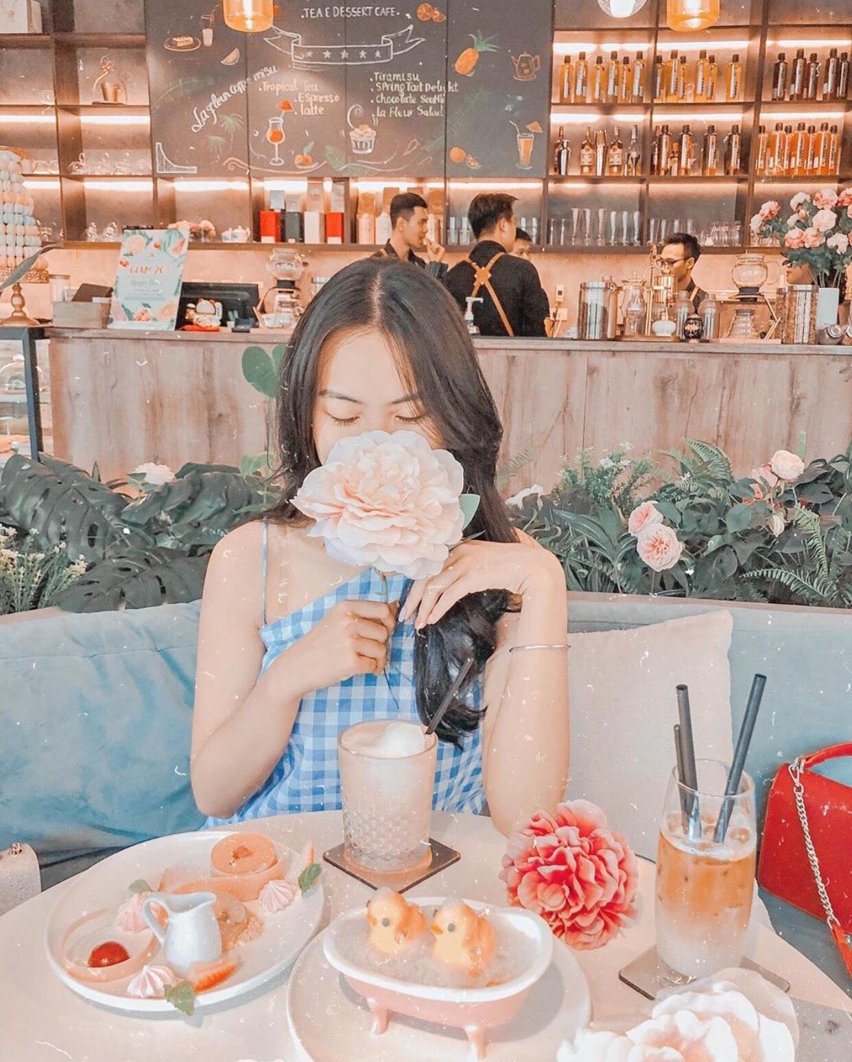 ca phe mau hong anh 1