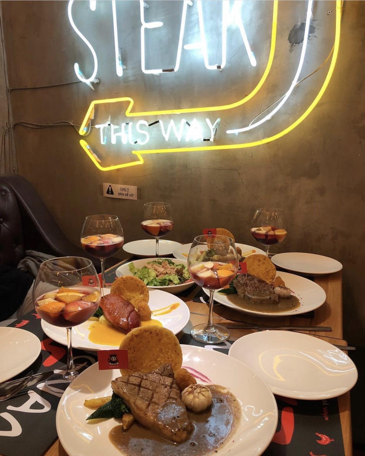 nha hang bit tet anh 11