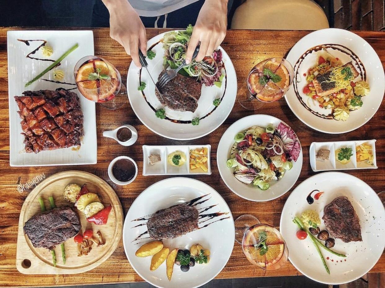 nha hang bit tet anh 5