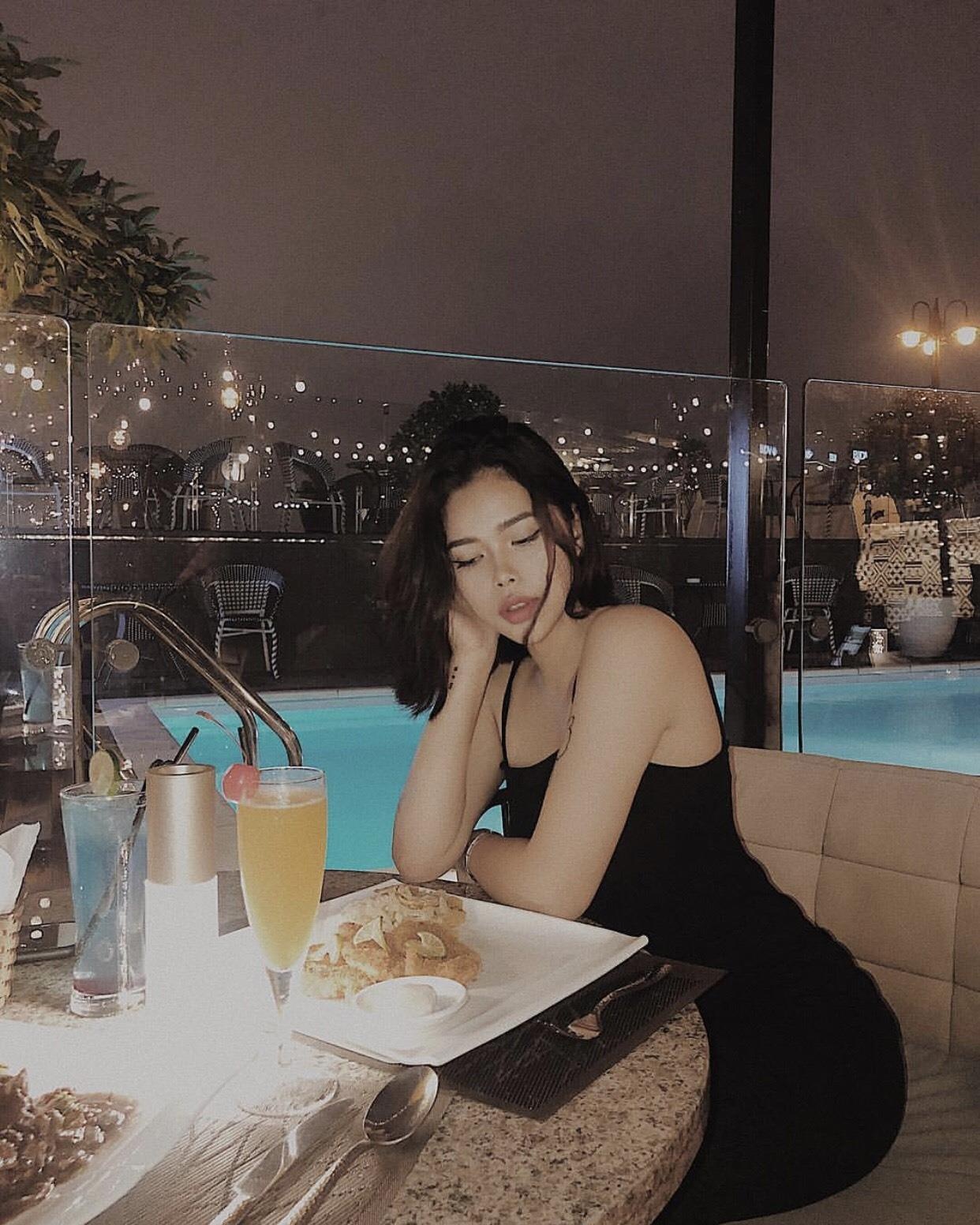 nha hang tren cao anh 14