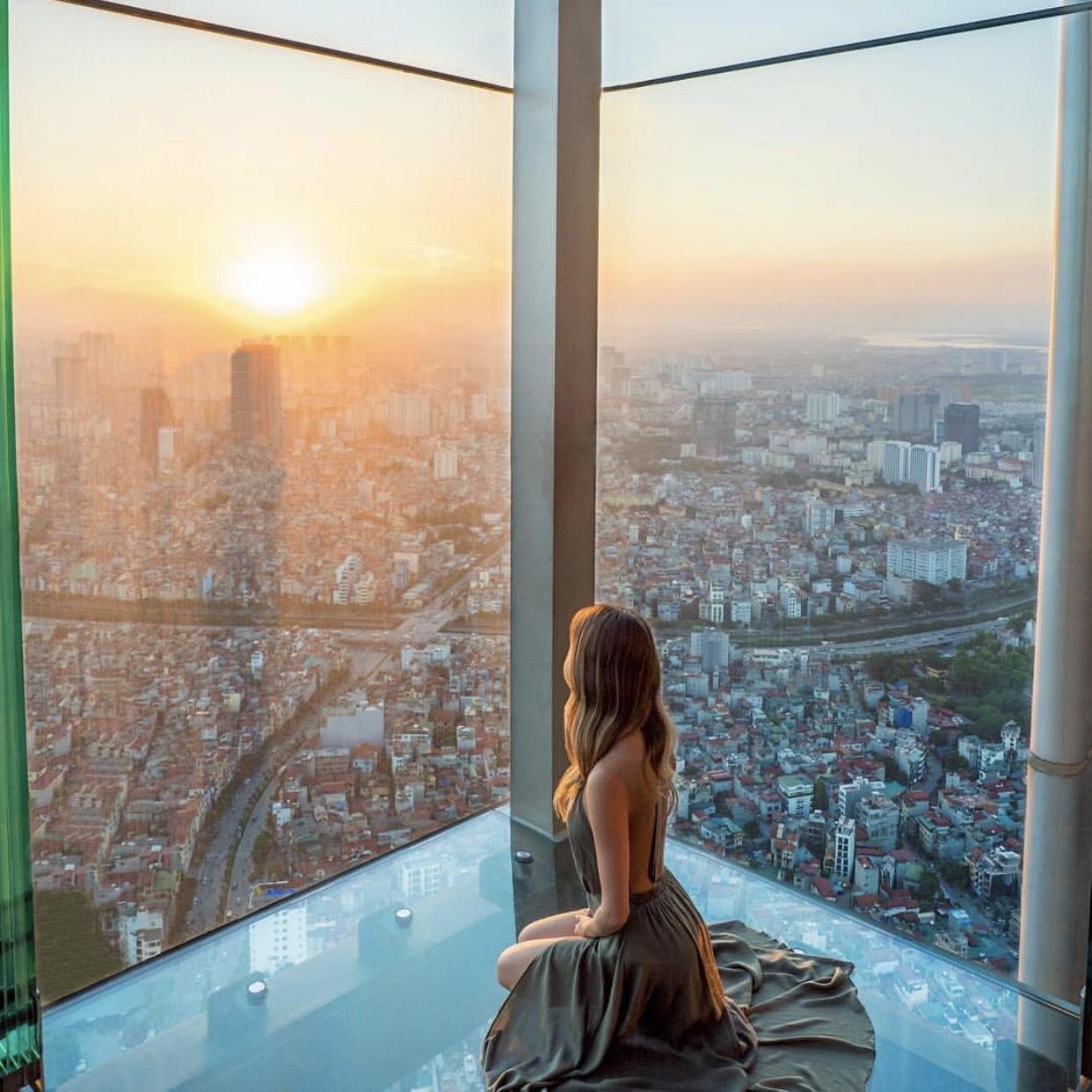 nha hang tren cao anh 10