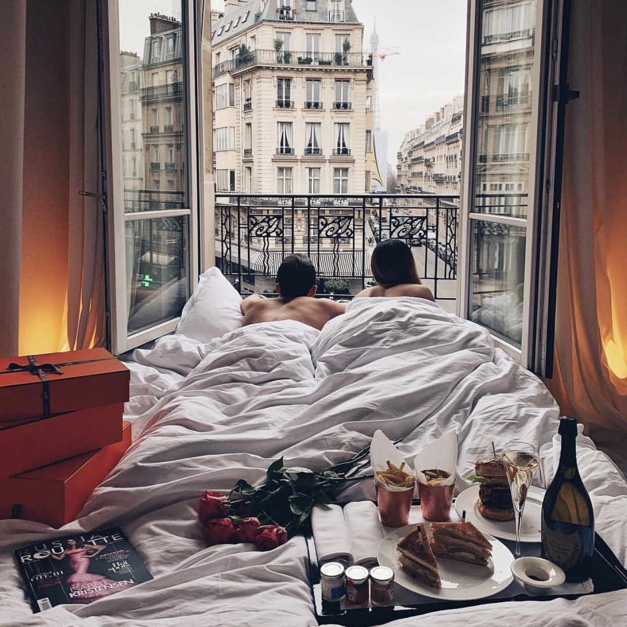 khach san paris anh 9