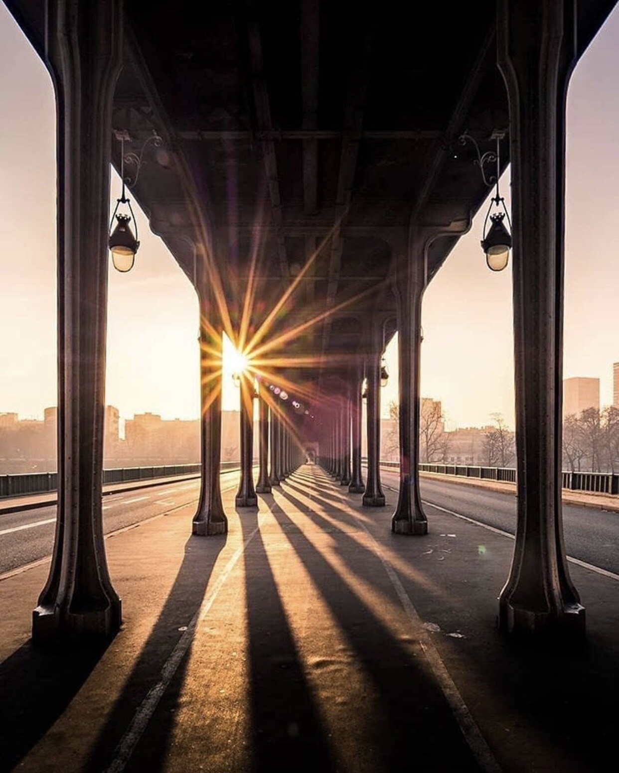 khach san paris anh 13