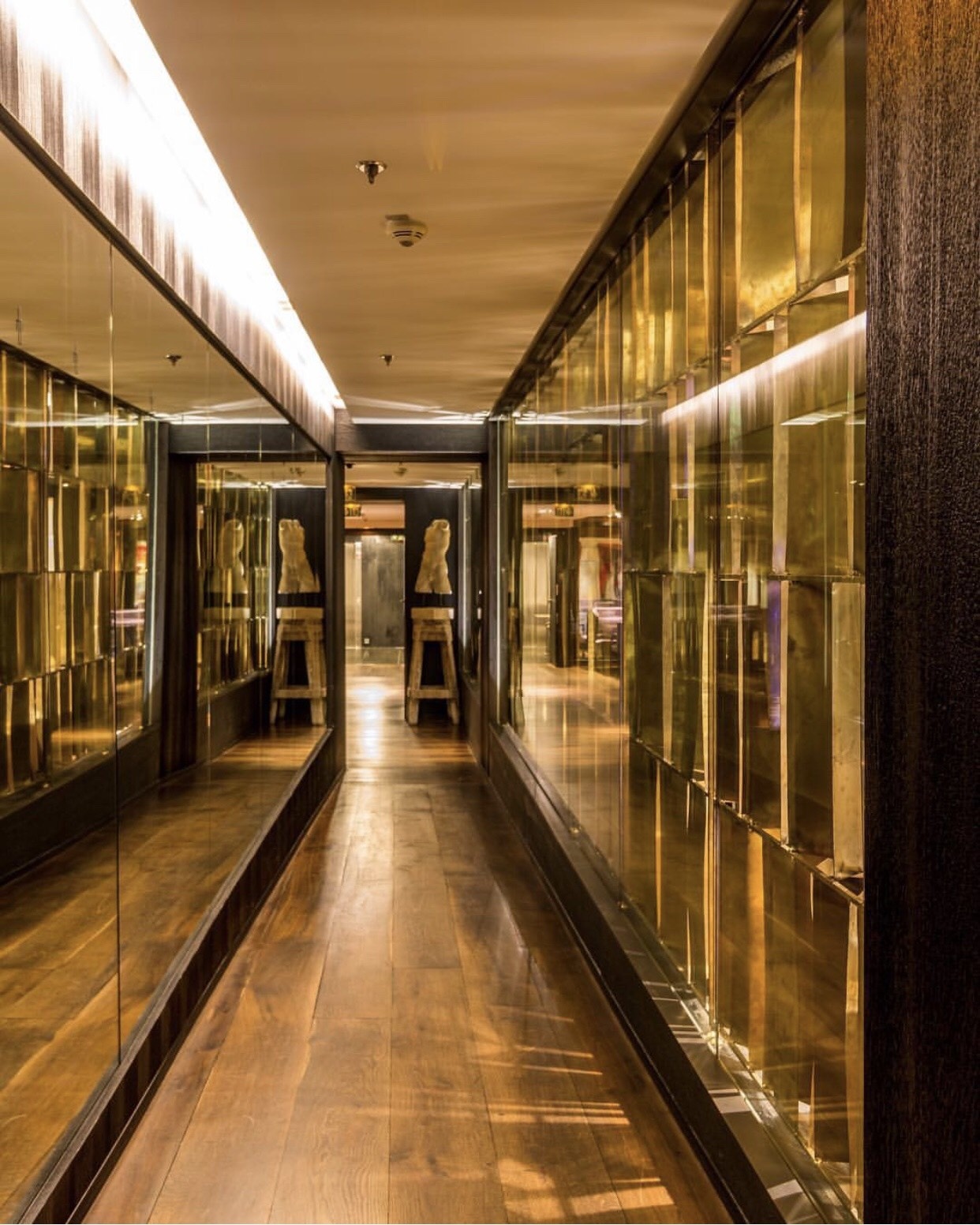 khach san paris anh 14