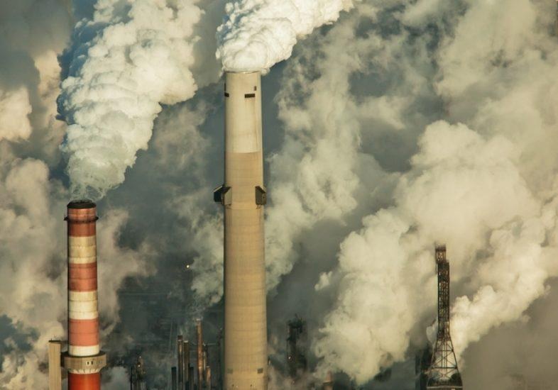 Neu ngung su dung nhien lieu hoa thach, moi truong se thay doi ra sao? hinh anh