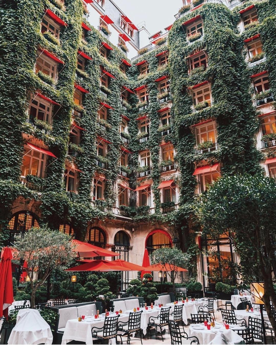 khach san paris anh 12