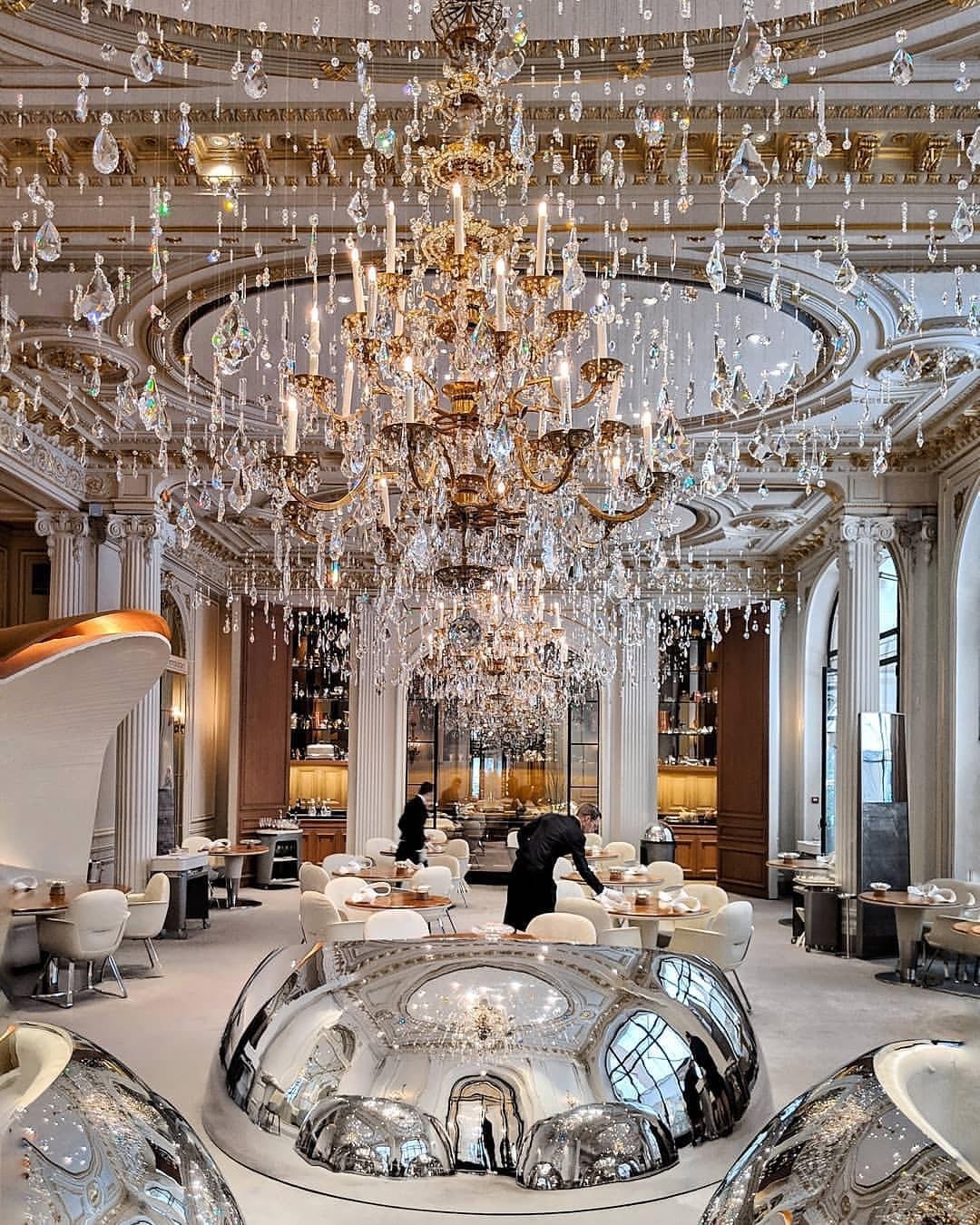 khach san paris anh 9