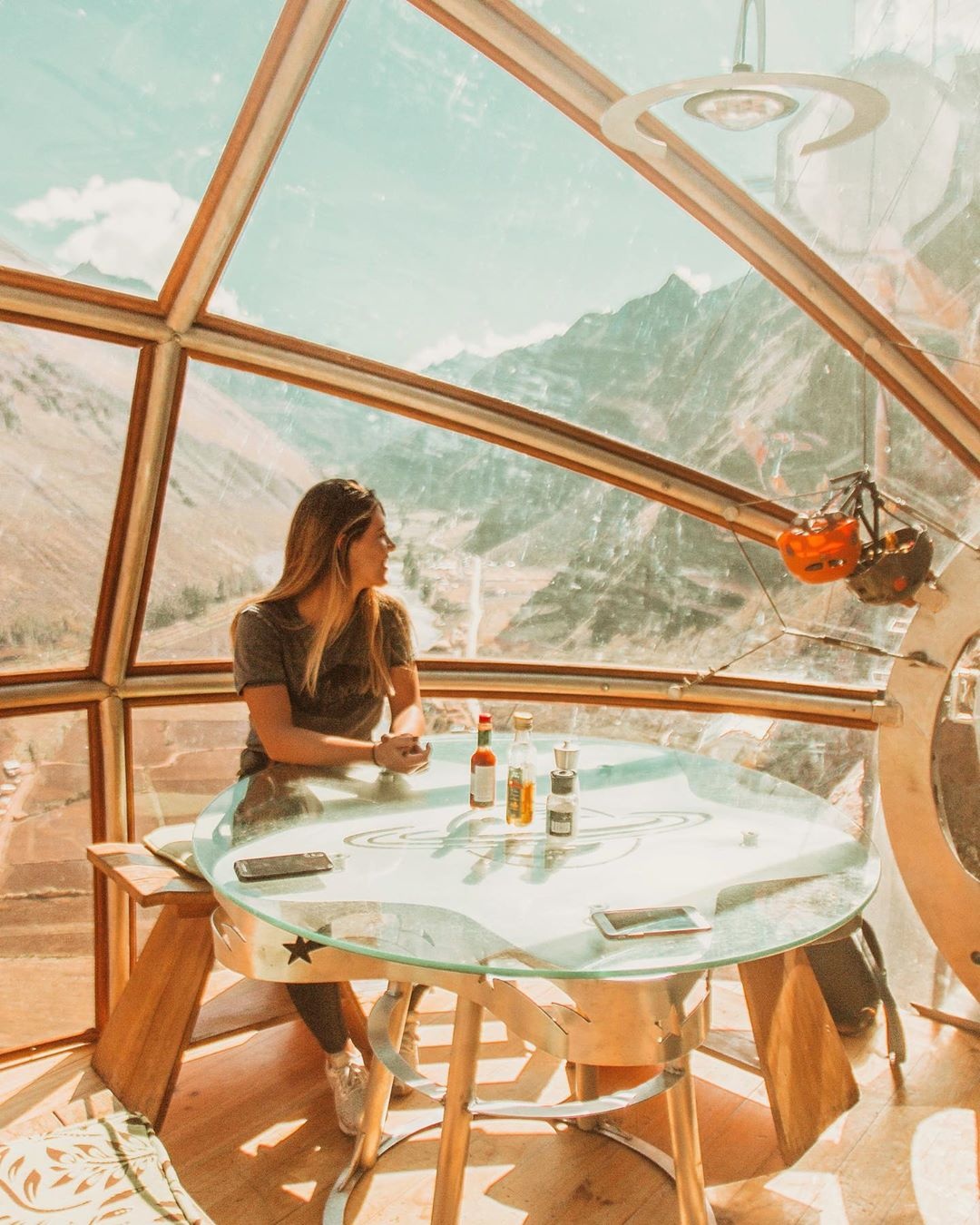 khach san tren nui anh 9