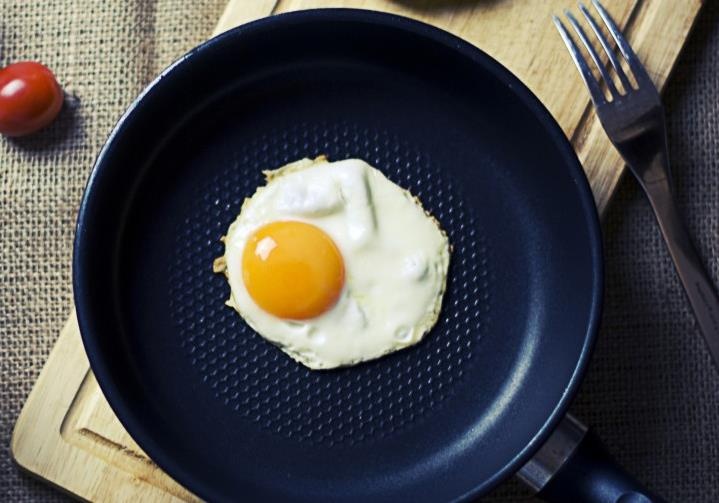 Sinh vien ran trung trong gio hoc bat chap loi canh cao cua giang vien hinh anh