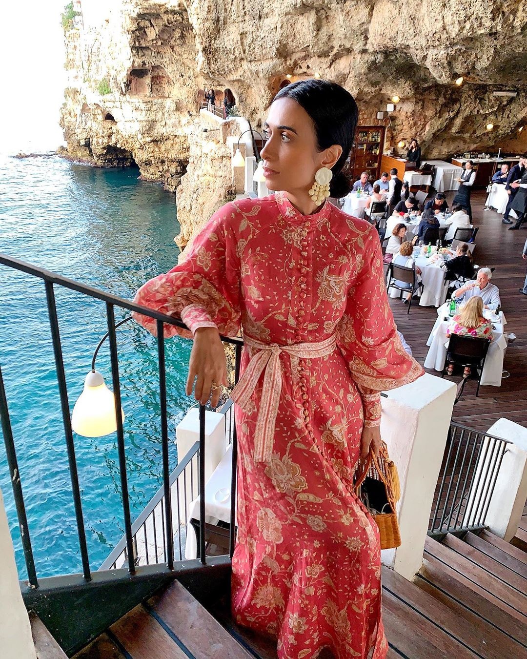 nha hang doc dao anh 13