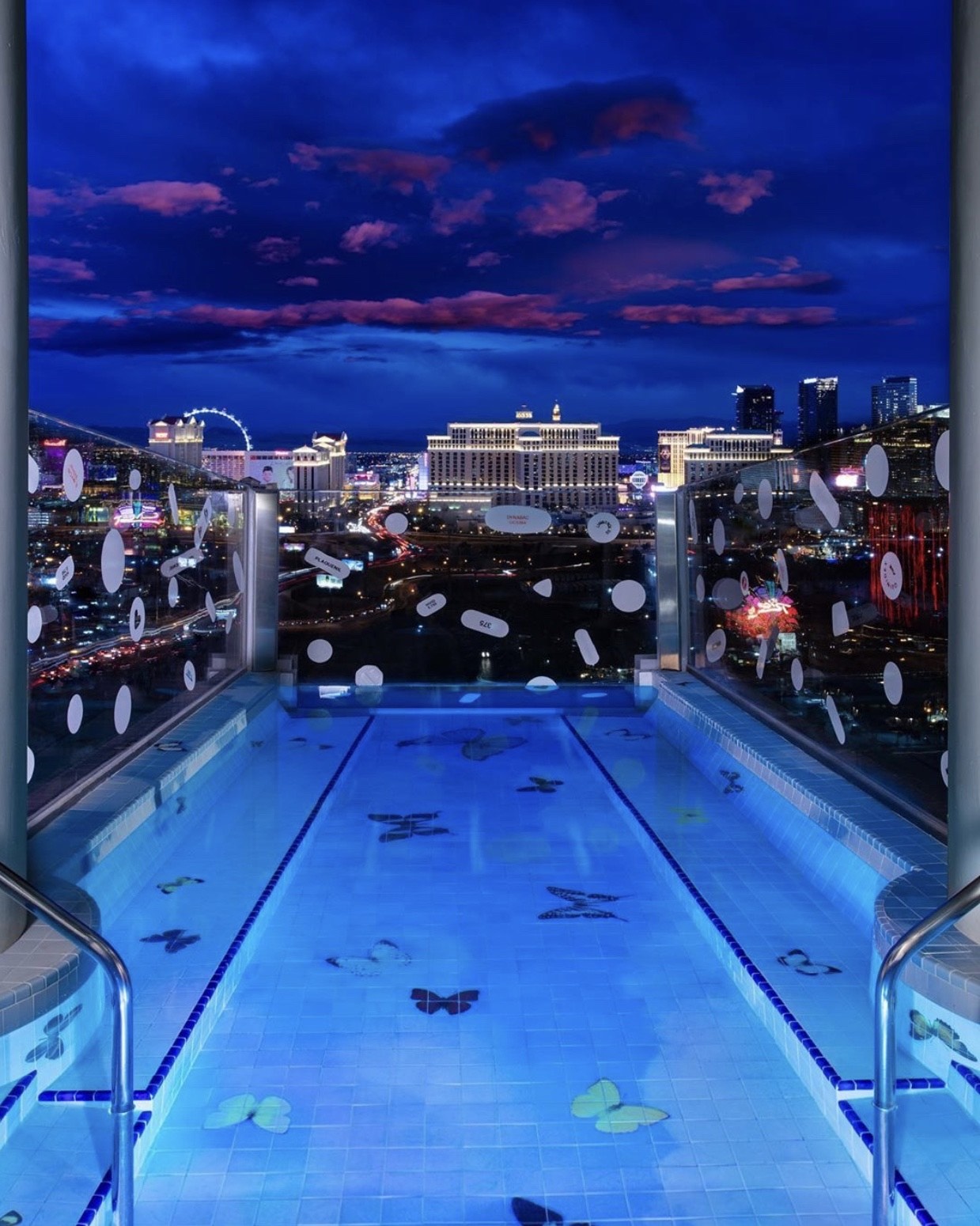 khach san dat nhat the gioi anh 2