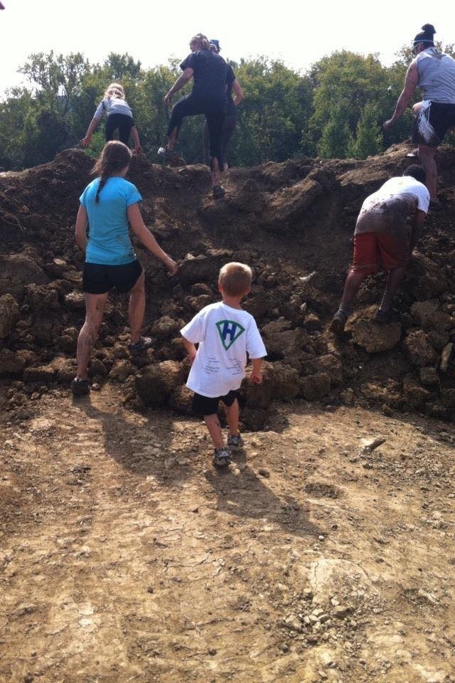 cau be 11 tuoi lap ky luc ve chay marathon anh 8