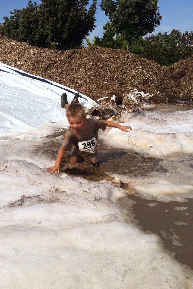 cau be 11 tuoi lap ky luc ve chay marathon anh 7