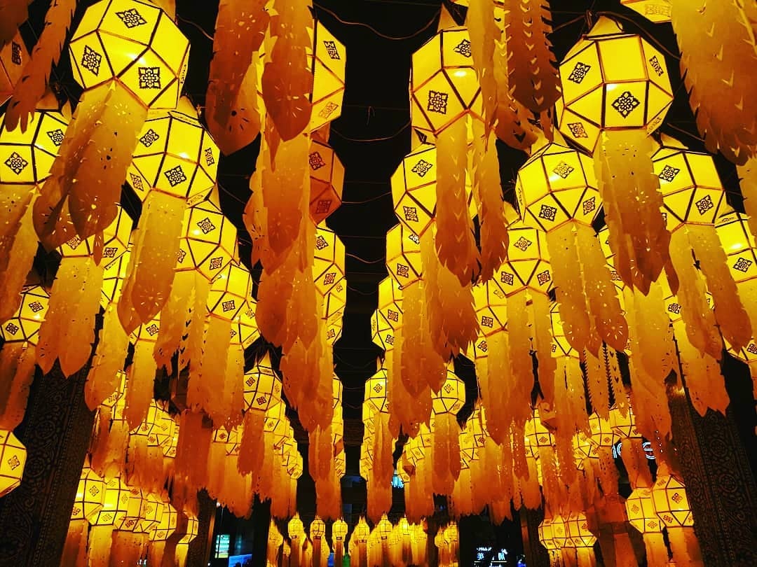 Le hoi tha den Chiang Mai anh 2