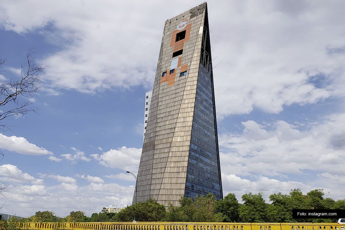 nhung toa nha choc troi bi bo hoang anh 6