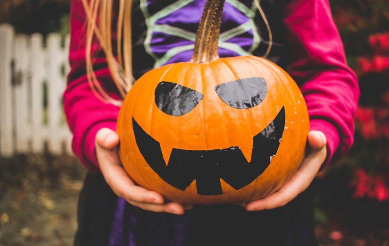 Kieng meo den va nhung su that ve le hoi Halloween hinh anh