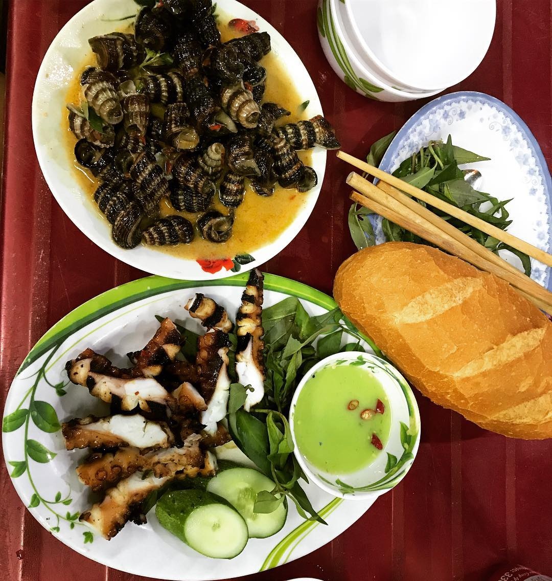 muc va bach tuoc nuong TP.HCM anh 1