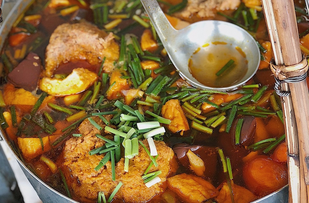 Nhung hang an ngon noi tieng cho Ben Thanh hinh anh