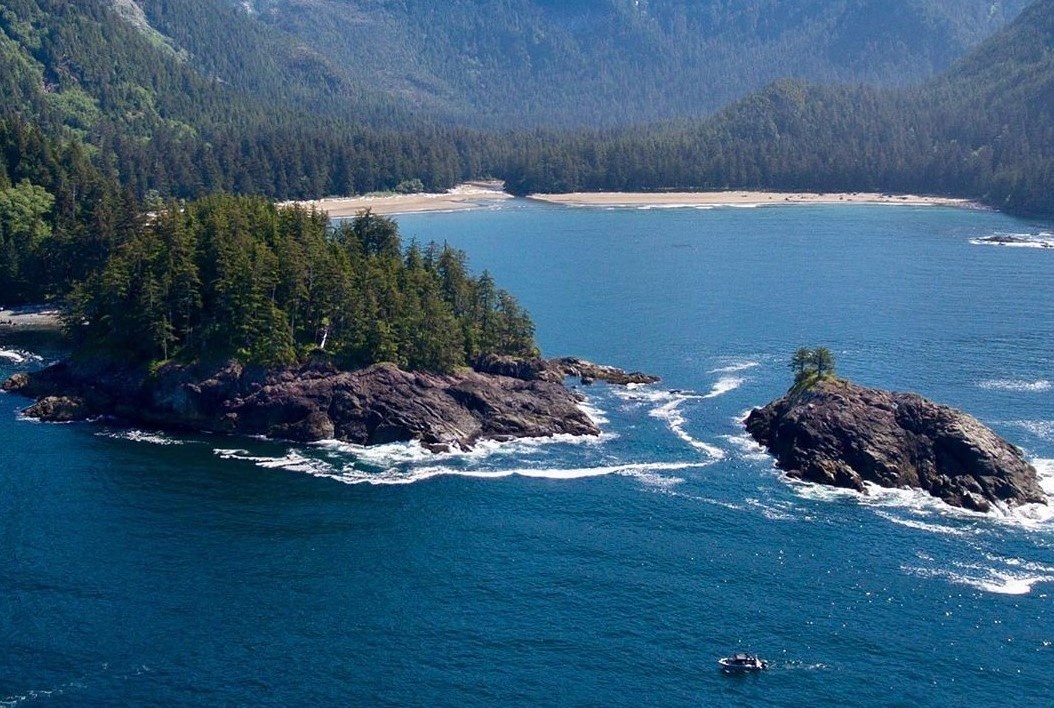 Ghe tham hon dao bi an nhat Canada hinh anh