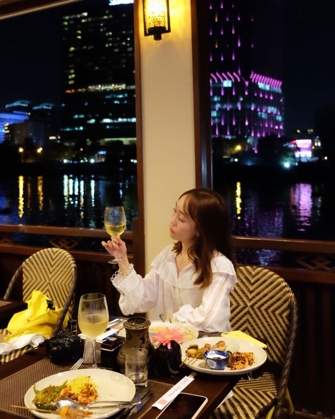 nhà hàng view sông ở TP.HCM ảnh 13 nha hang view song o TP.HCM anh 13