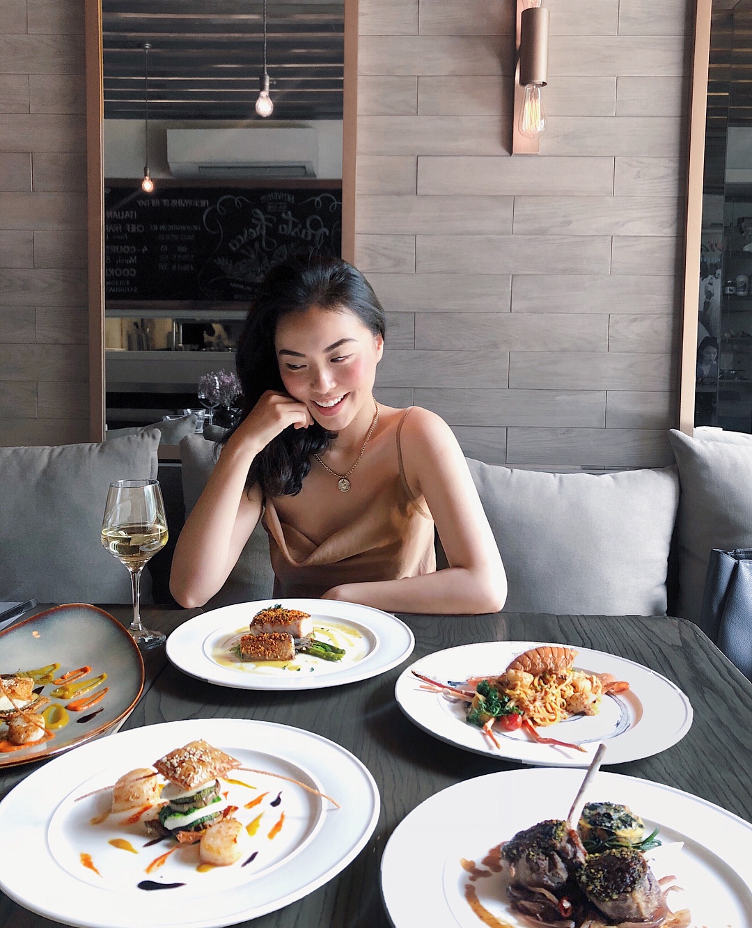 Nhà hàng TP.HCM ảnh 10 Nha hang TP.HCM anh 10