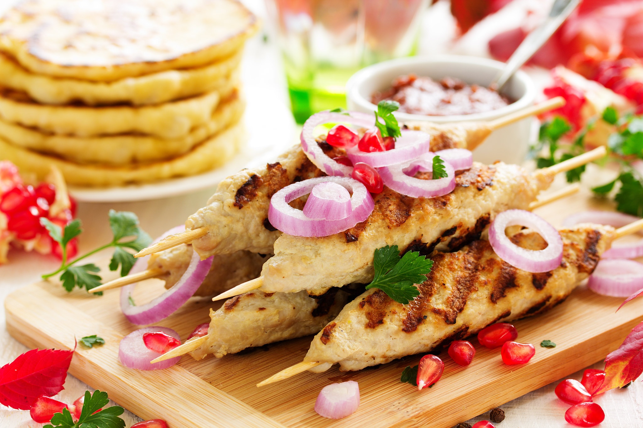 Cach lam mon thit xien nuong noi tieng vung Trung Dong hinh anh