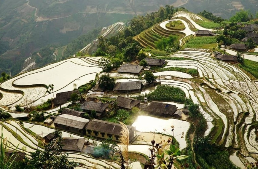 Tay Bac dep mo mang trong mua nuoc do hinh anh