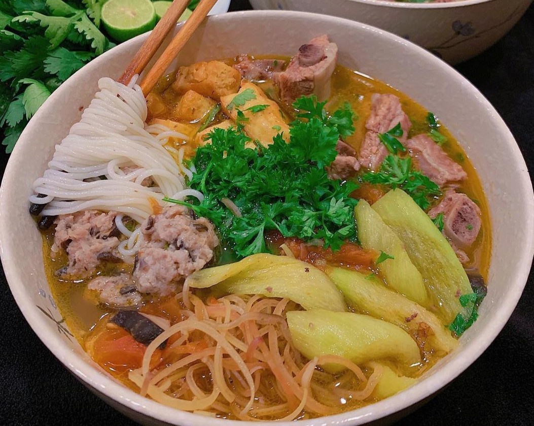 6 mon bun nuoc thanh mat cho ngay he nong buc hinh anh