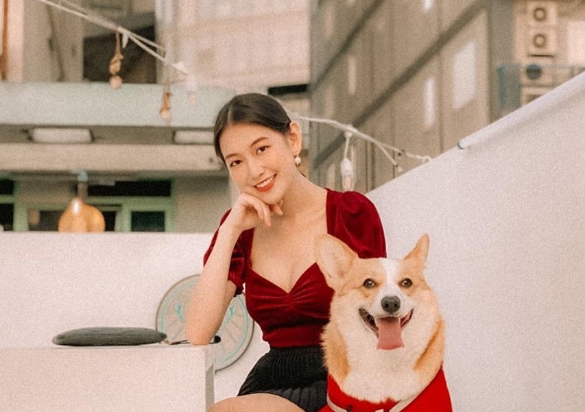 Chill cuoi tuan tai nhung quan ca phe co san thuong o TP.HCM hinh anh