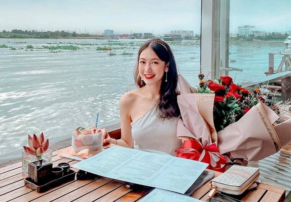 Hen ho cuoi tuan tai 4 quan ca phe view song Sai Gon o TP.HCM hinh anh