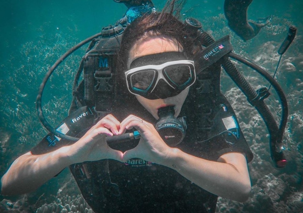 Trai nghiem lan bien ngam san ho o dao Cu Lao Cham hinh anh