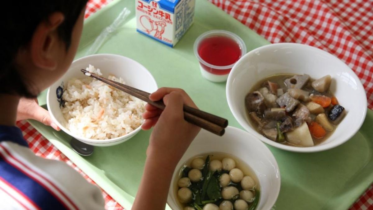 bữa ăn của học sinh ảnh 7 bua an cua hoc sinh anh 7