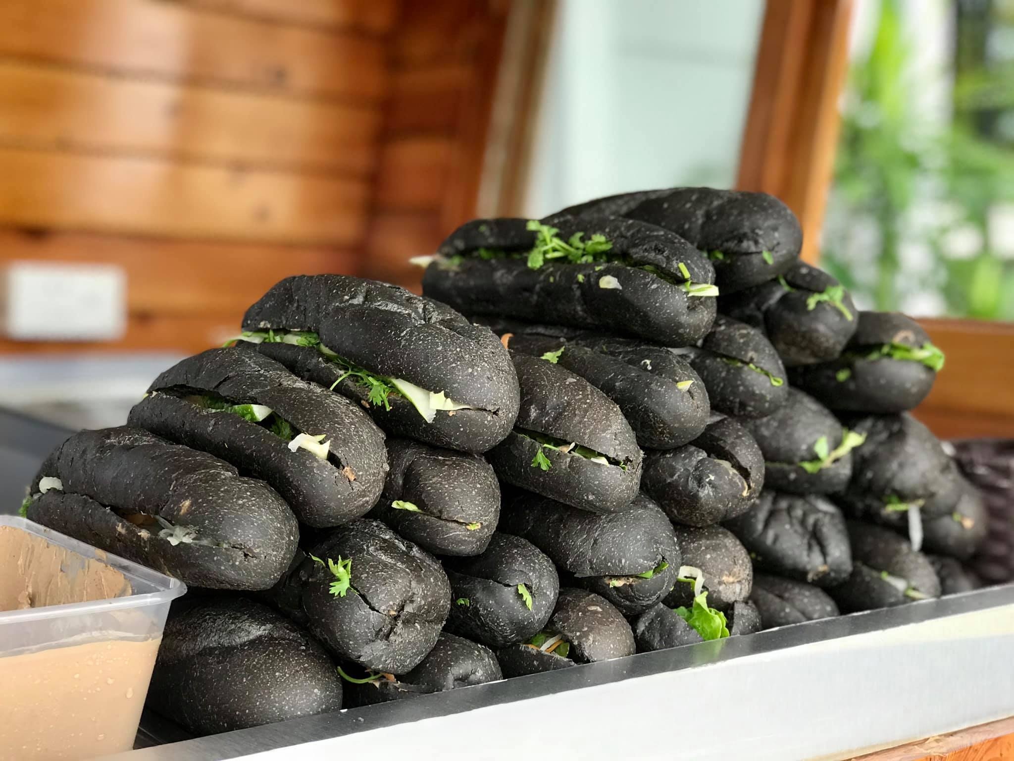 bánh mì độc lạ Việt Nam ảnh 1 banh mi doc la Viet Nam anh 1