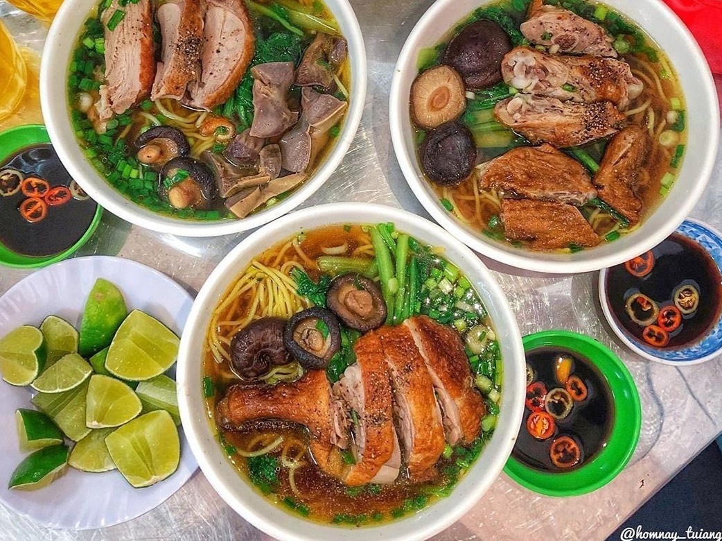 Chao tieu va loat mon Hoa hut thuc khach o TP.HCM hinh anh