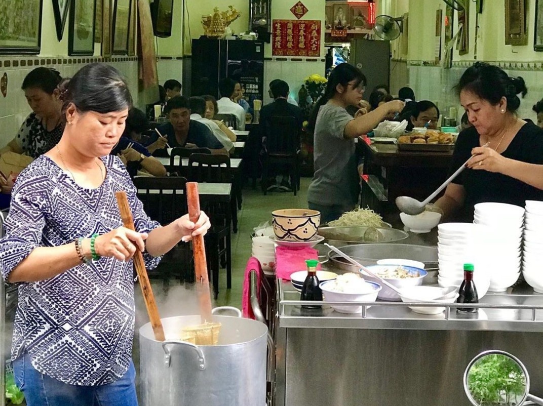 Nhung quan an tren 50 nam van hut khach o cac quan trung tam Sai thanh hinh anh