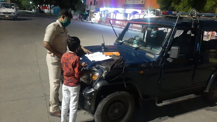 canh sat day hoc anh 1